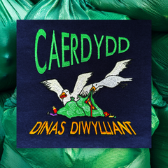 CRYS-T CAERDYDD DINAS DIWYLLIANT