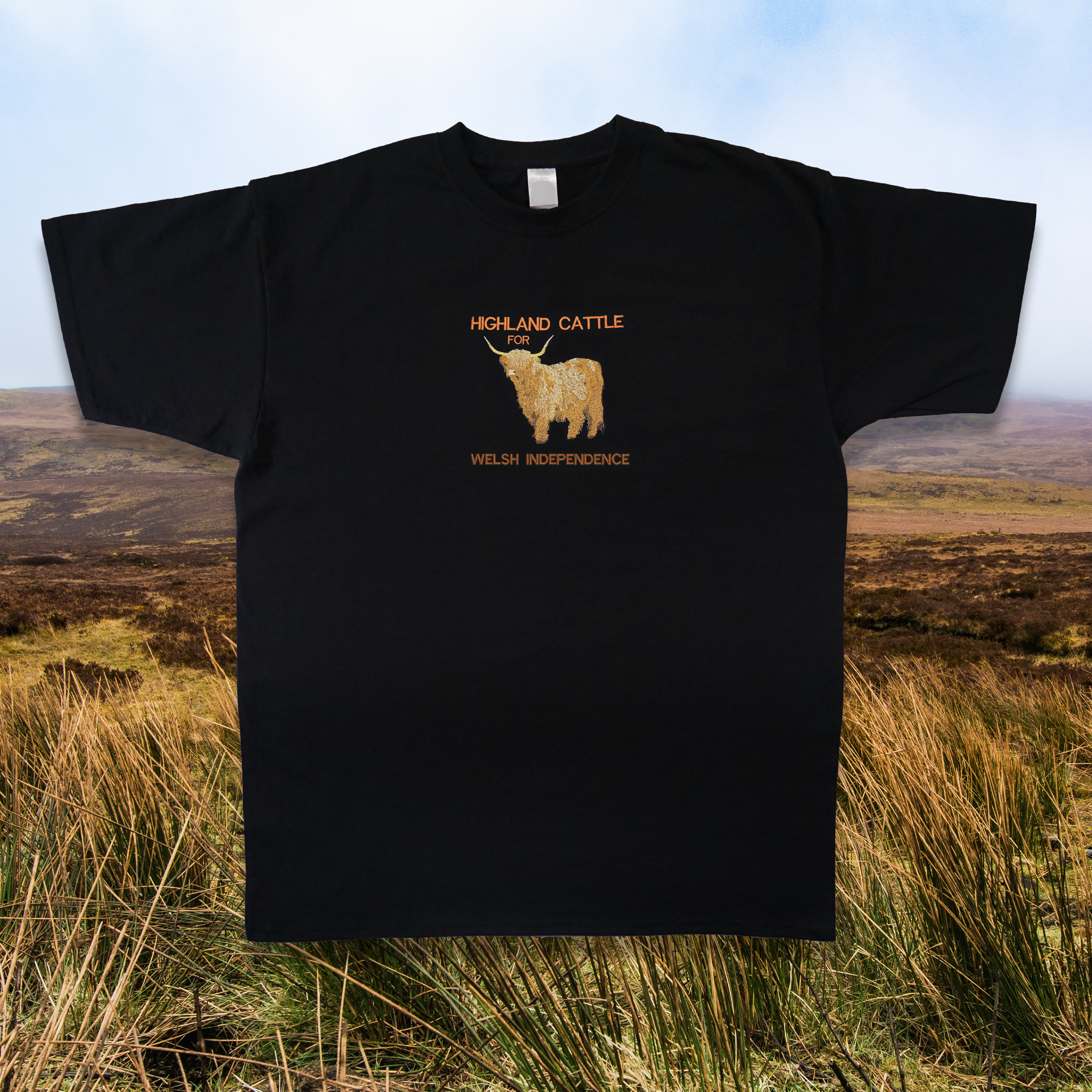 HIGHLAND CATTLE FOR WELSH INDEPENDENCE T-SHIRT