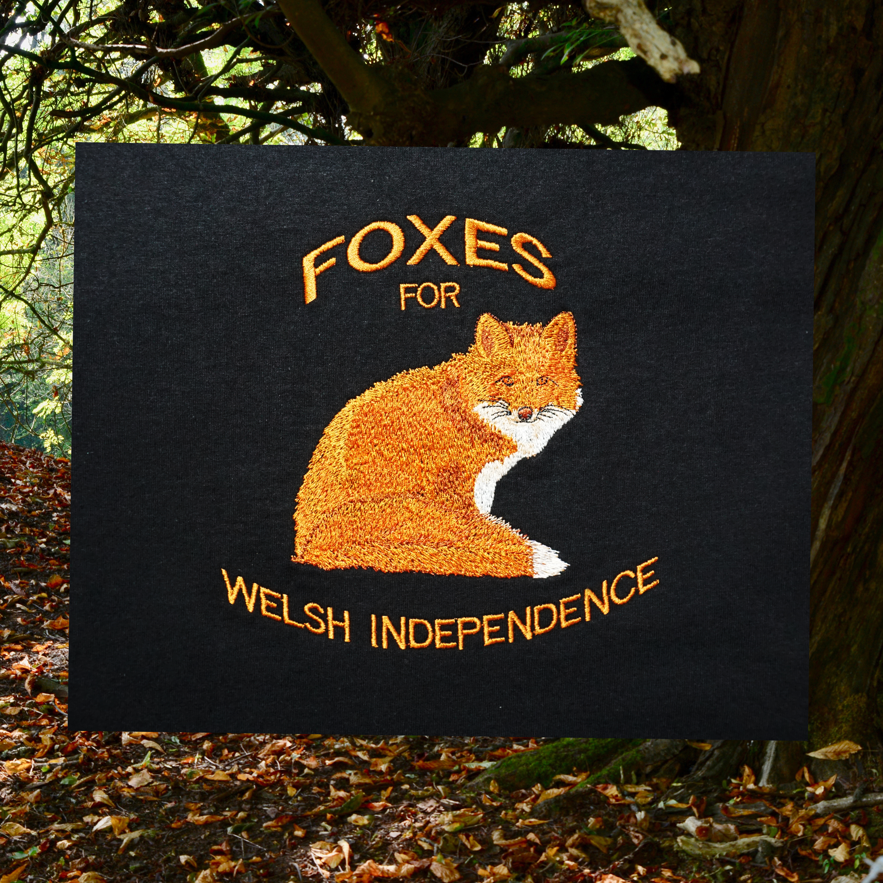 FOXES FOR WELSH INDEPENDENCE ORGANIC JUMPER